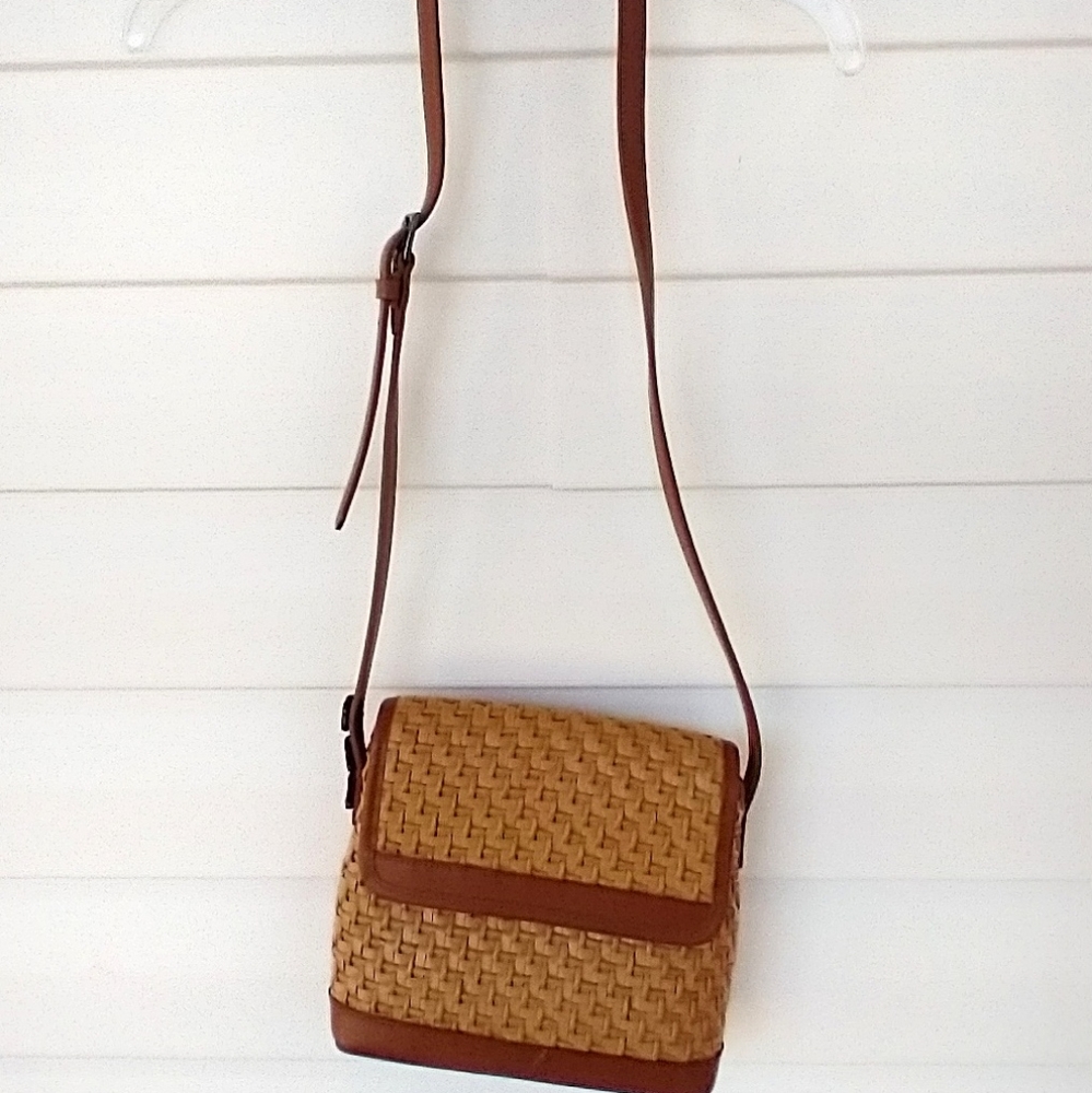 Nine West basket weave crossbody bag